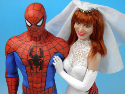 Spider-Man Mary Jane Watson custom wedding cake topper Sophie Cartier Sculpture